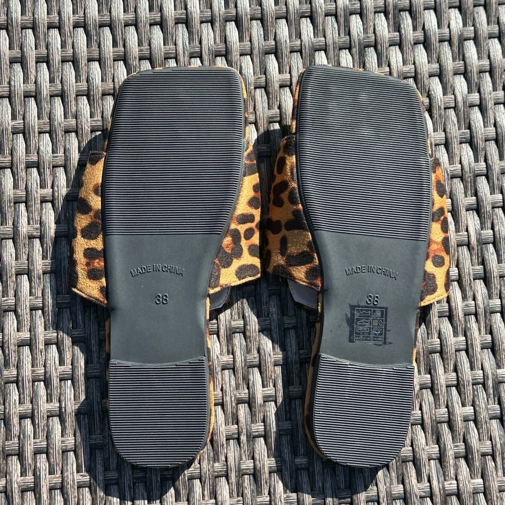 Brown Leopard Print Slide Sandals - Picture 5 of 5